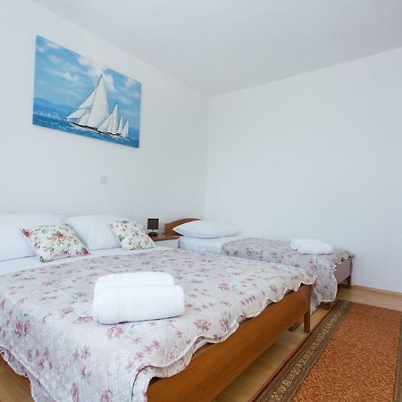 Ferienwohnung Apartman Paula 1 Vinišće Exterior foto