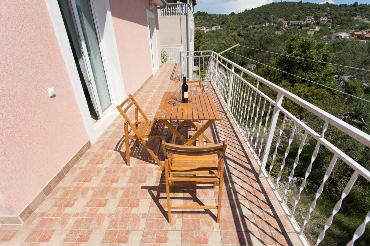 Ferienwohnung Apartman Paula 1 Vinišće Exterior foto